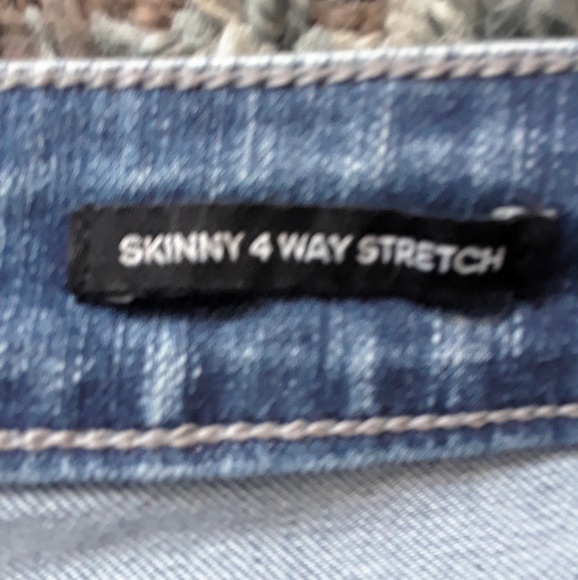 Jean - Picture 5 of 5